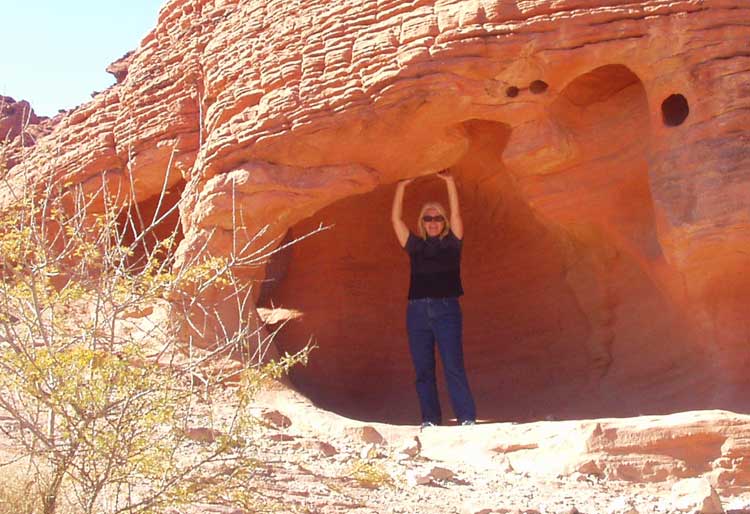 Elsa Frausto in Valley of Fire - Nevada